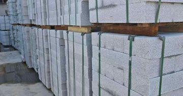 吴忠芝麻白路牙石，路侧石