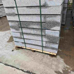 吴忠芙蓉白路牙石，马路牙子