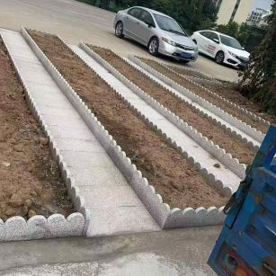 吴忠芝麻白花边石