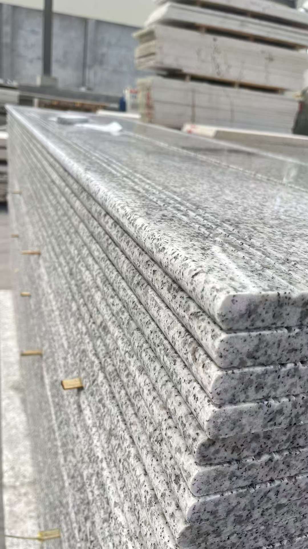 吴忠芝麻白楼梯踏步 花岗岩楼梯板材