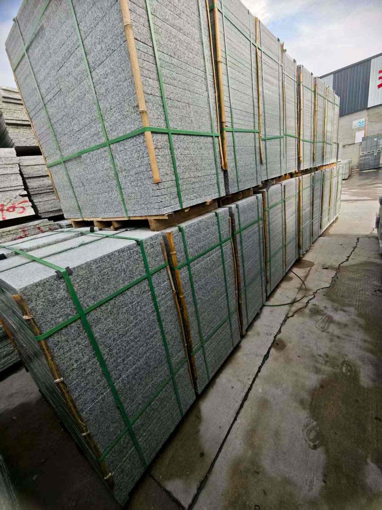 吴忠芝麻白地铺版 石材地铺石